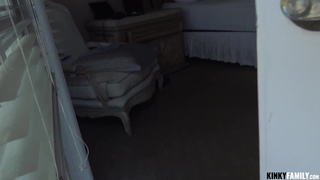 Семейка извращенцев - Я чертовски люблю свою новую сводную сестренку Ханну Хейз